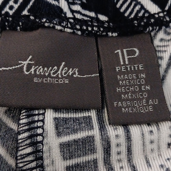 Travelers by Chico's patterned women's pants black & white size 1 petite - Picture 3 of 6
